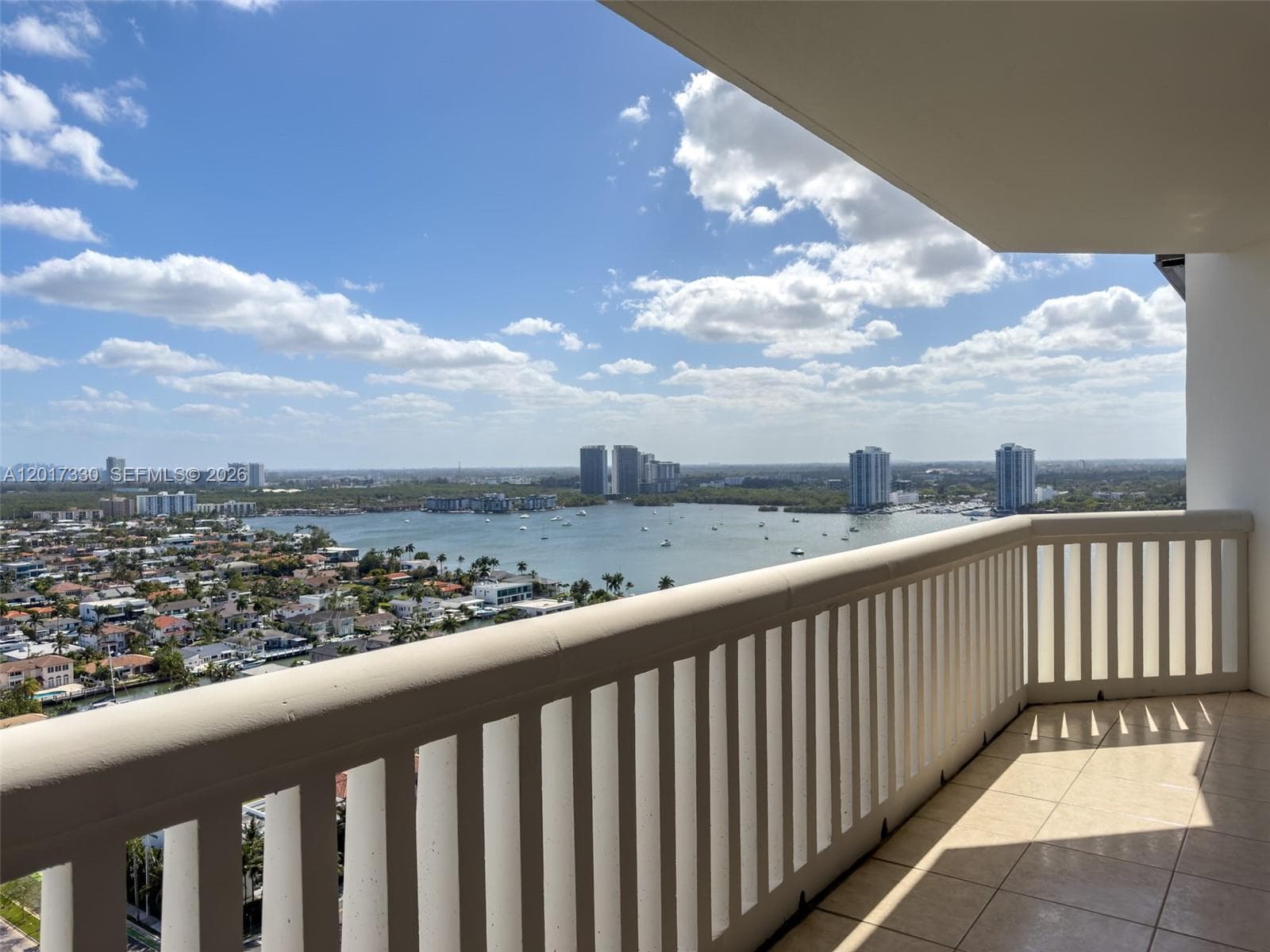 2000 Island Blvd # 2503, Aventura FL 33160 — 38