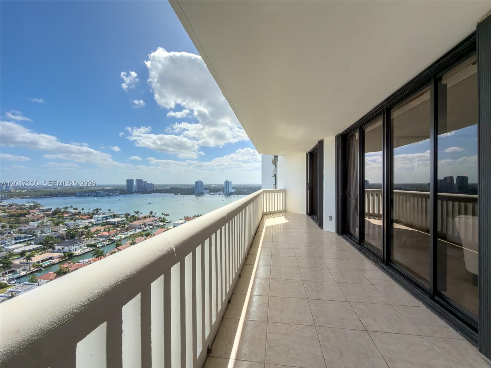 2000 Island Blvd # 2503, Aventura FL 33160 — 44