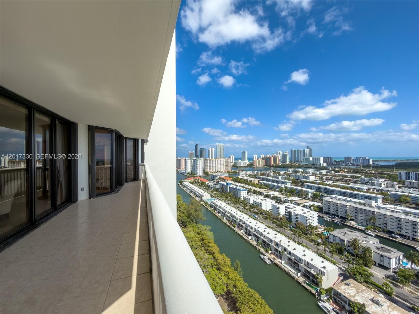 2000 Island Blvd # 2503, Aventura FL 33160 — 40