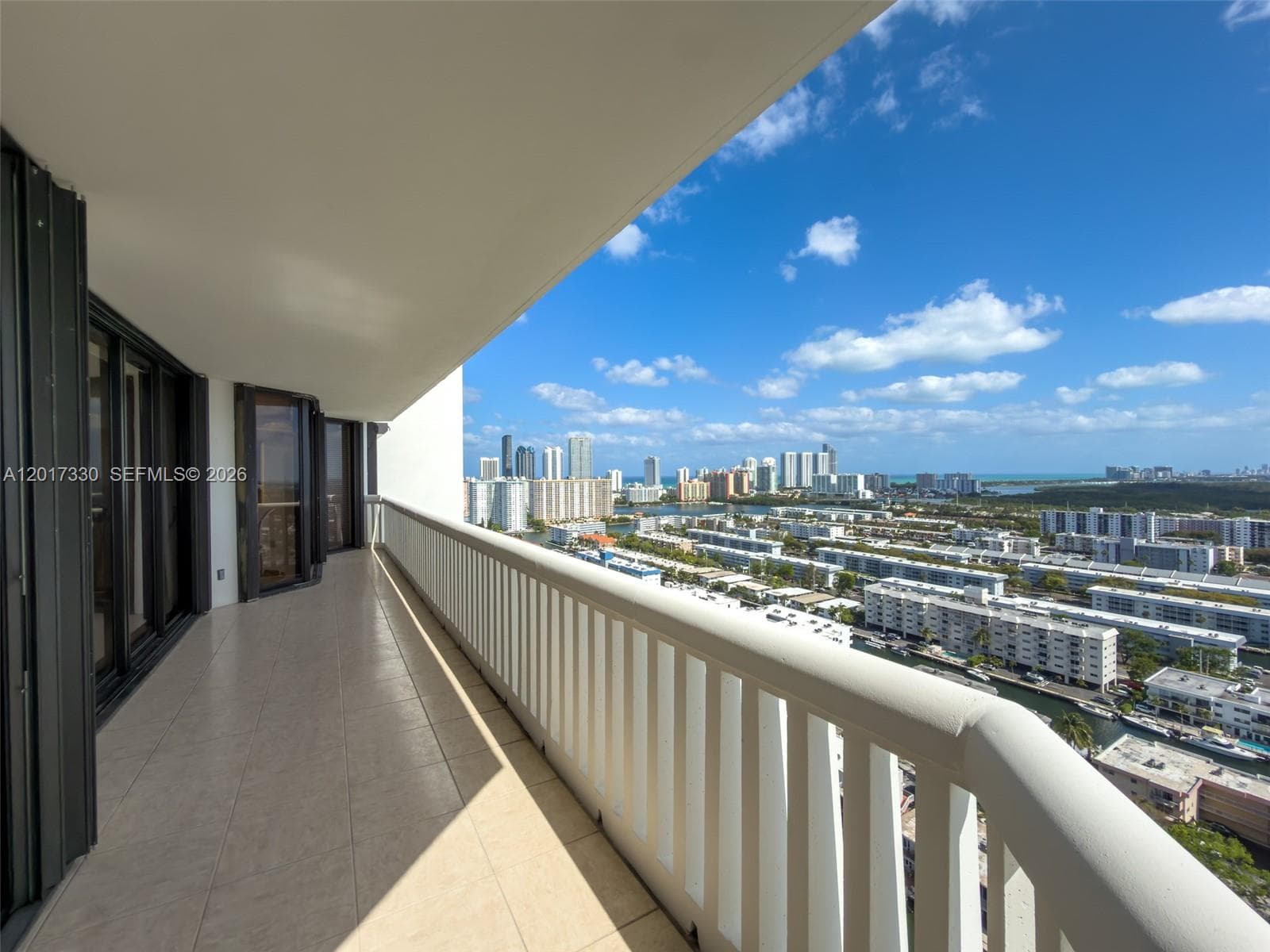 2000 Island Blvd # 2503, Aventura FL 33160 — 39