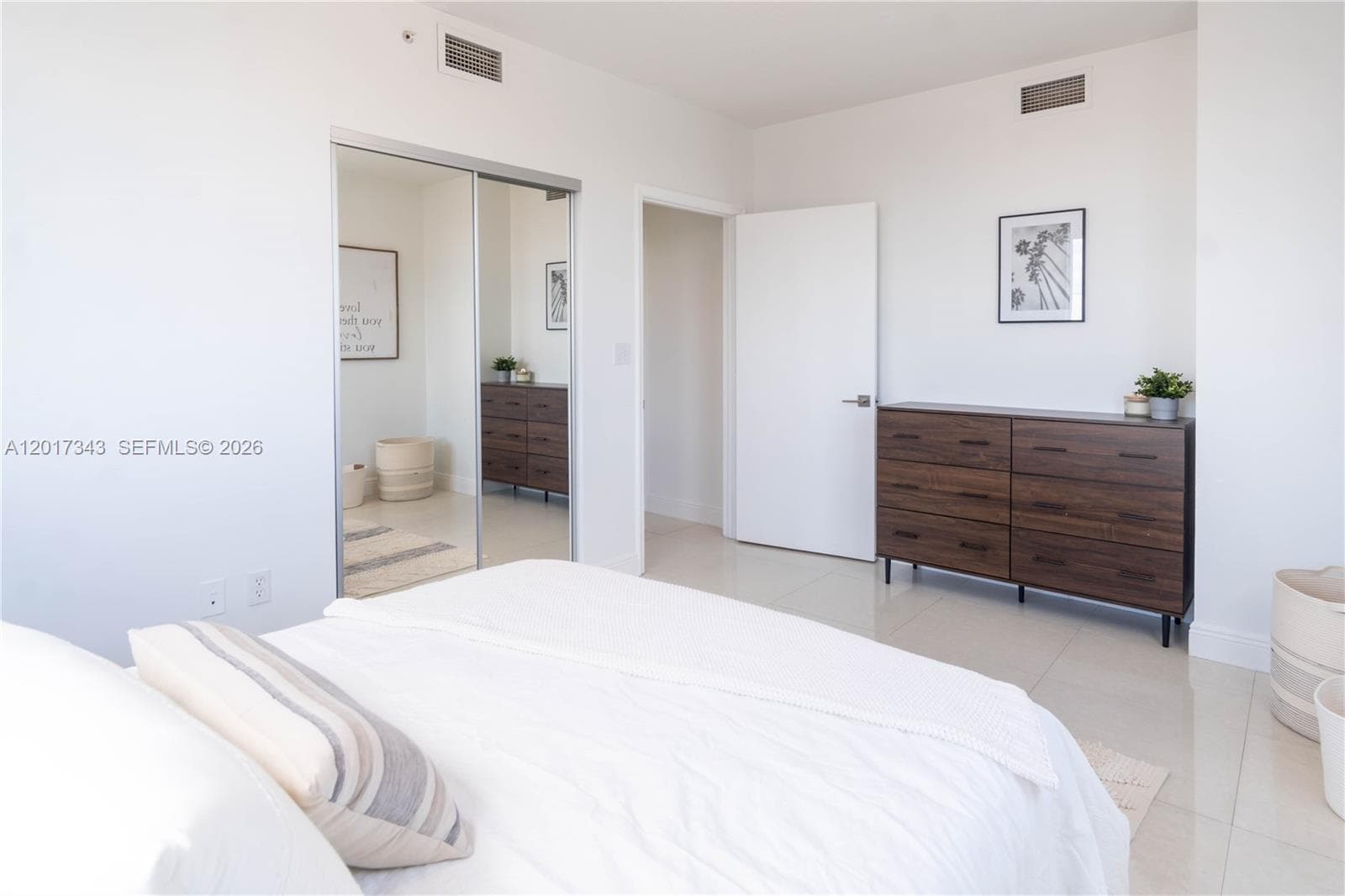 18800 NE 29th Ave # 614, Aventura FL 33180 — 29