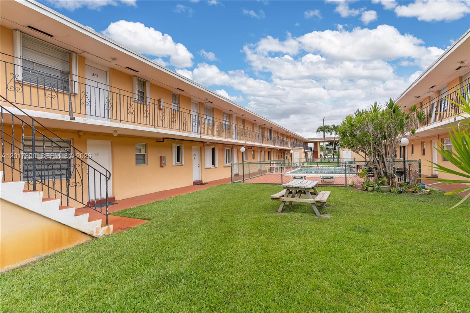 3800 SW 102nd Ave # 206, Miami FL 33165 — 22