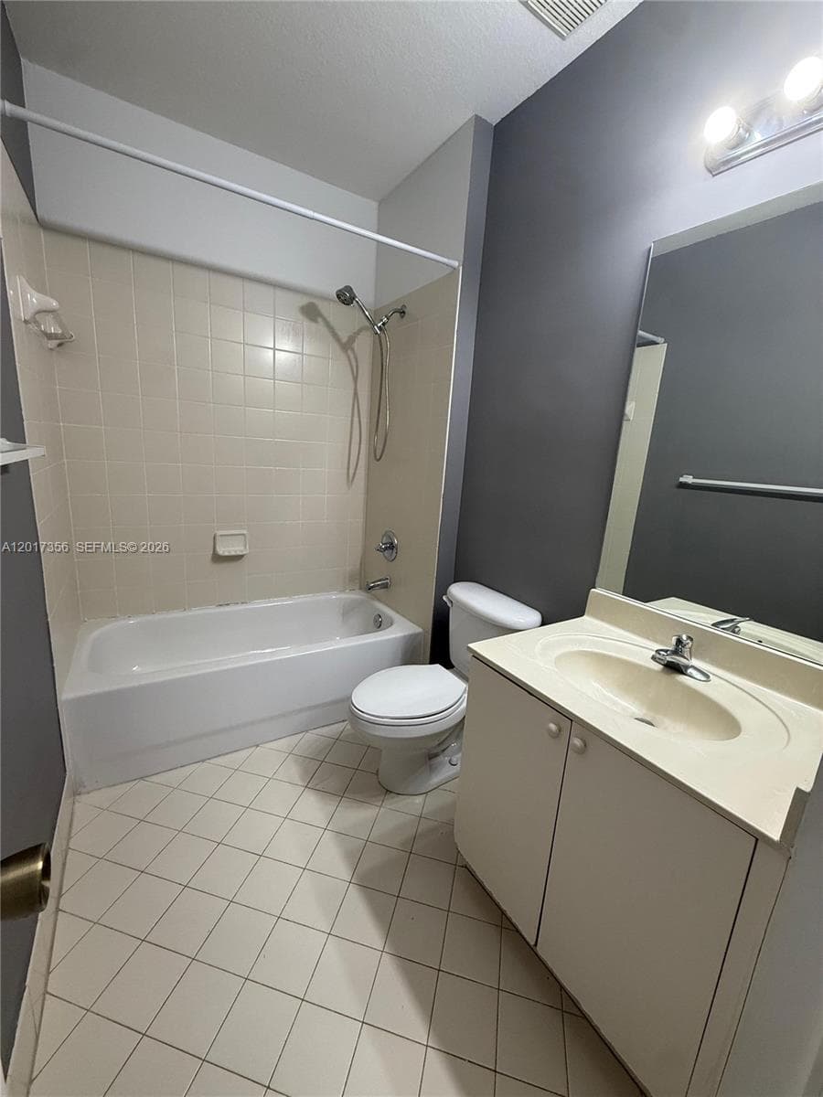 3244 NE 11th Dr, Homestead FL 33033 — 16