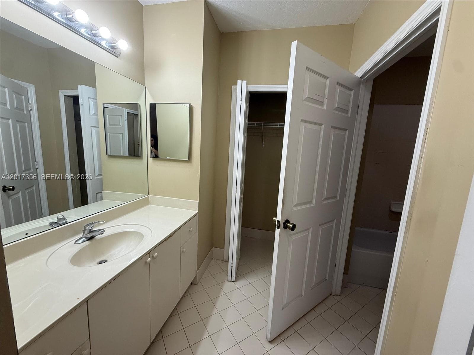 3244 NE 11th Dr, Homestead FL 33033 — 9