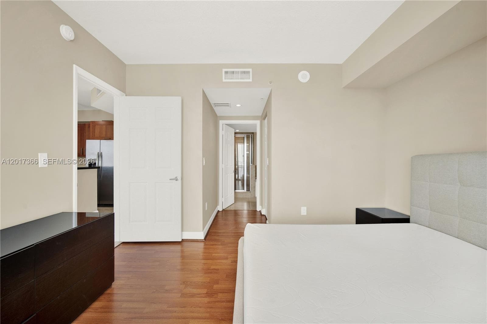 1300 Ponce De Leon Blvd # 703, Coral Gables FL 33134 — 38