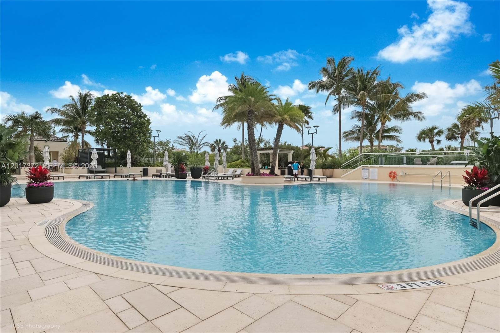 400 S Pointe Dr # 1801, Miami Beach FL 33139 — 13