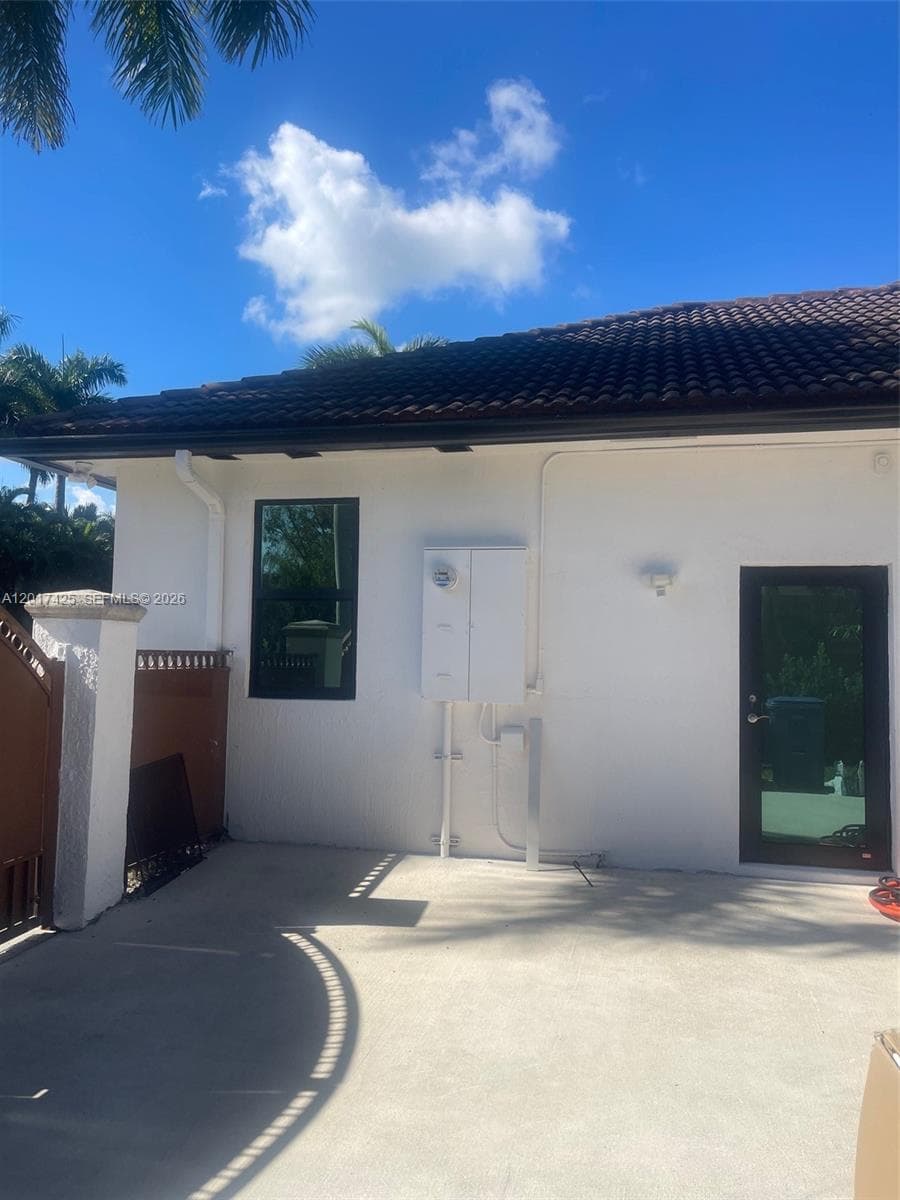 8775 SW 164th St # 1, Palmetto Bay FL 33157 — 4