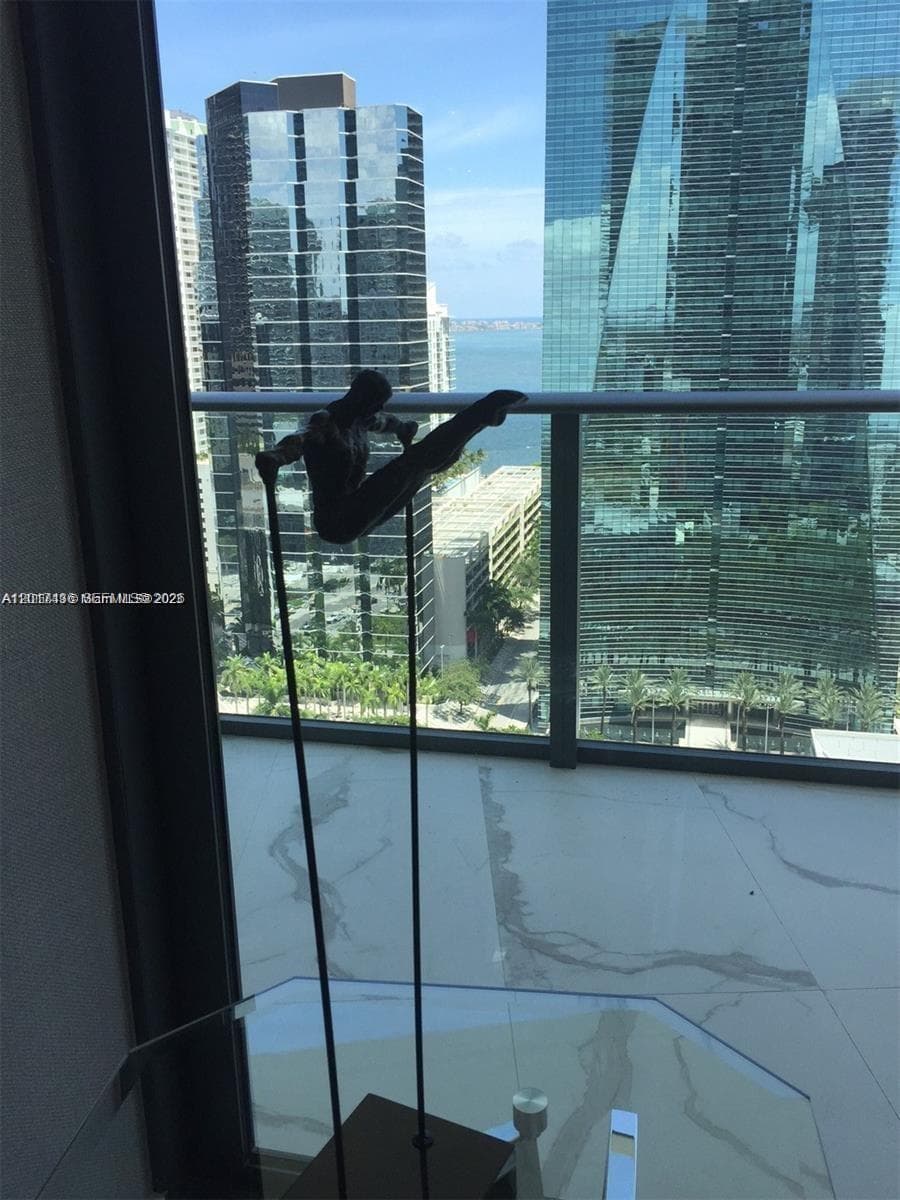 1300 S Miami Ave # 2104, Miami FL 33130 — 12