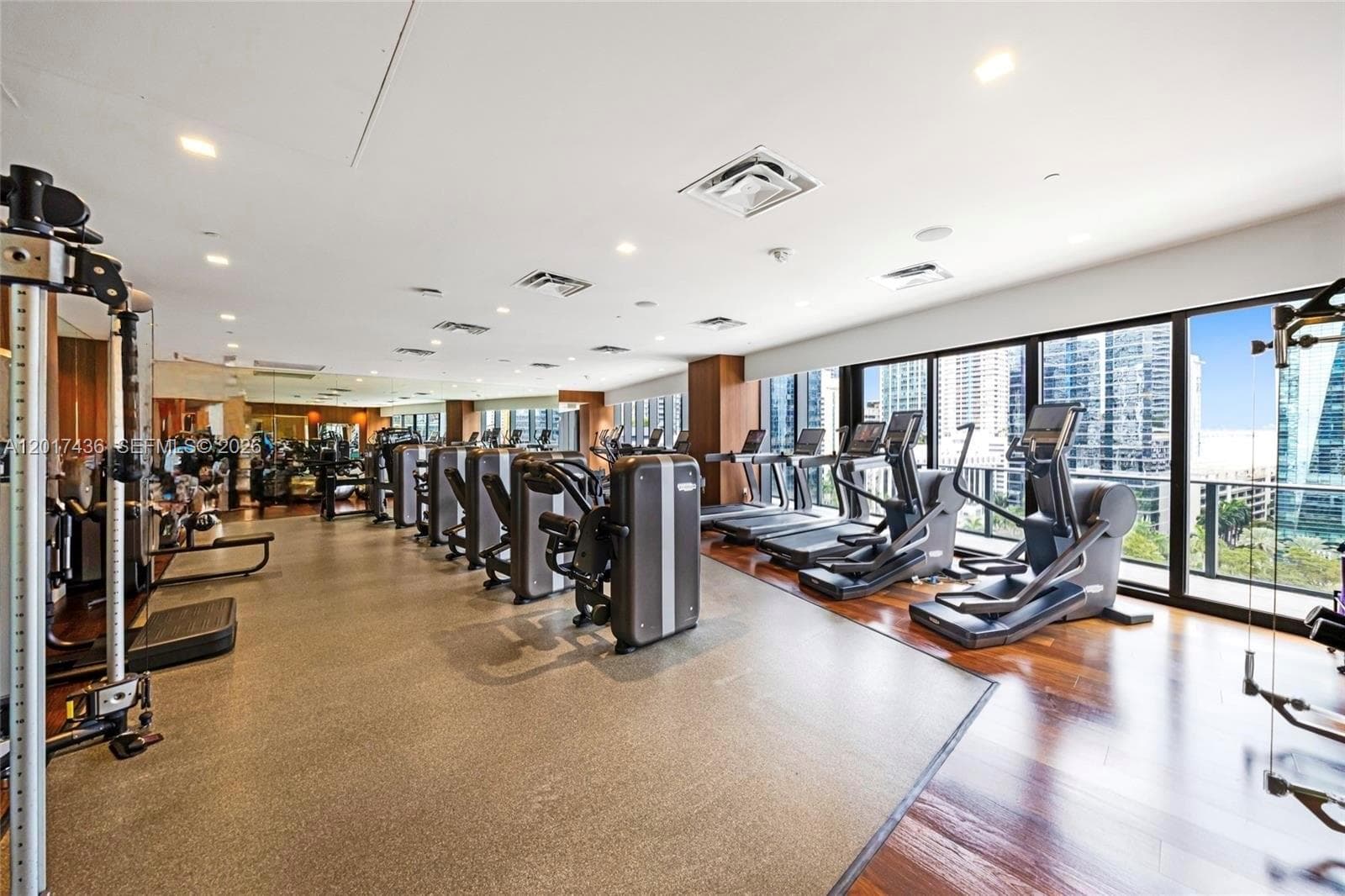 1300 S Miami Ave # 2104, Miami FL 33130 — 28