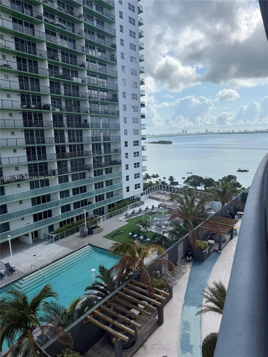 1750 N Bayshore Dr # 1609, Miami FL 33132 — 2