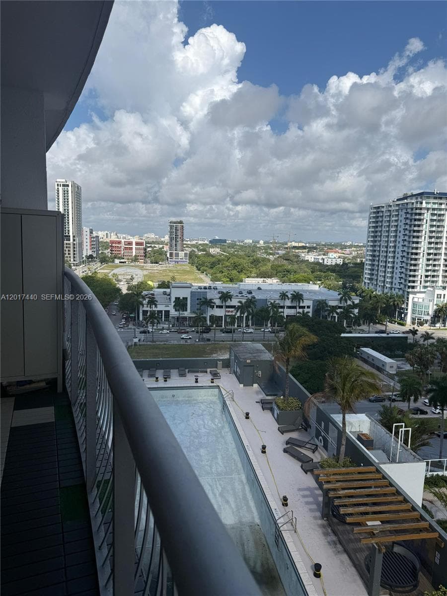 1750 N Bayshore Dr # 1609, Miami FL 33132 — 24