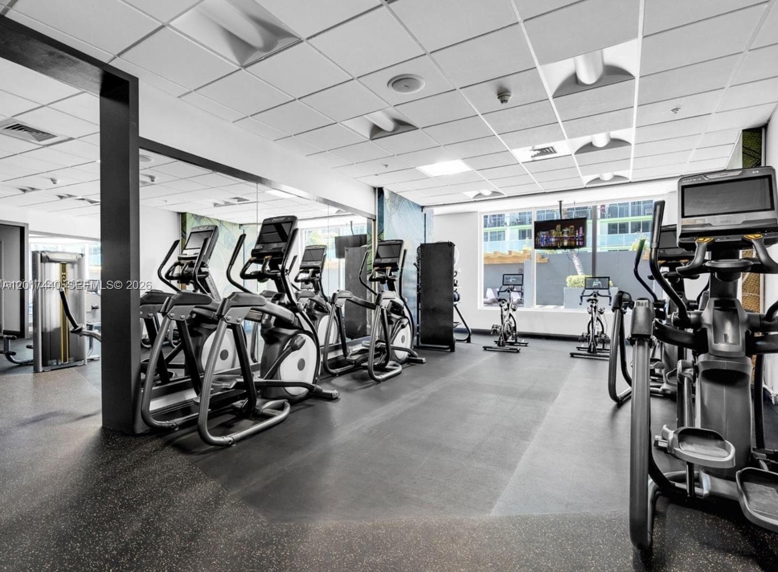 1750 N Bayshore Dr # 1609, Miami FL 33132 — 19