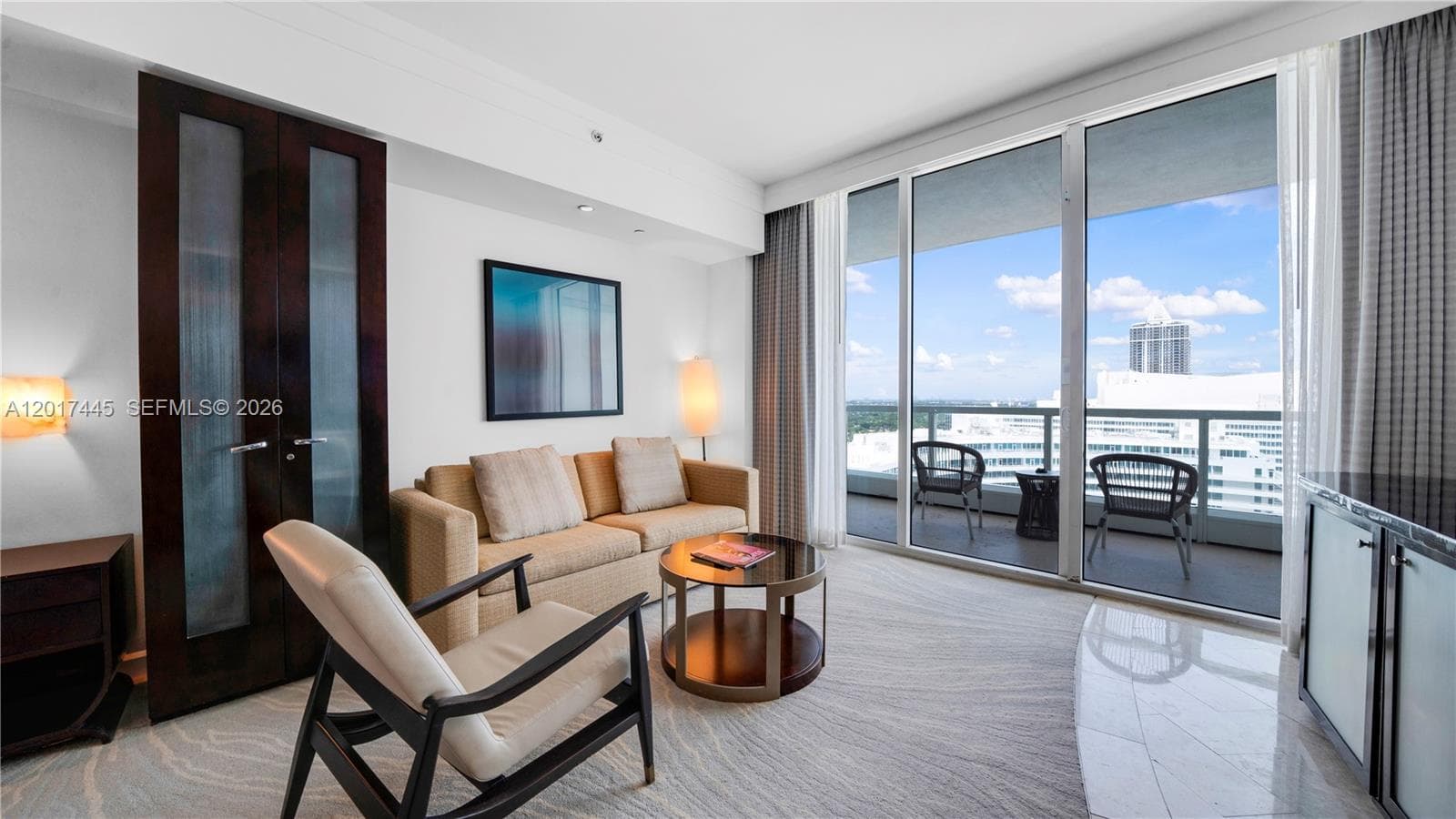 4391 Collins Ave # 1903, Miami Beach FL 33140 — 2