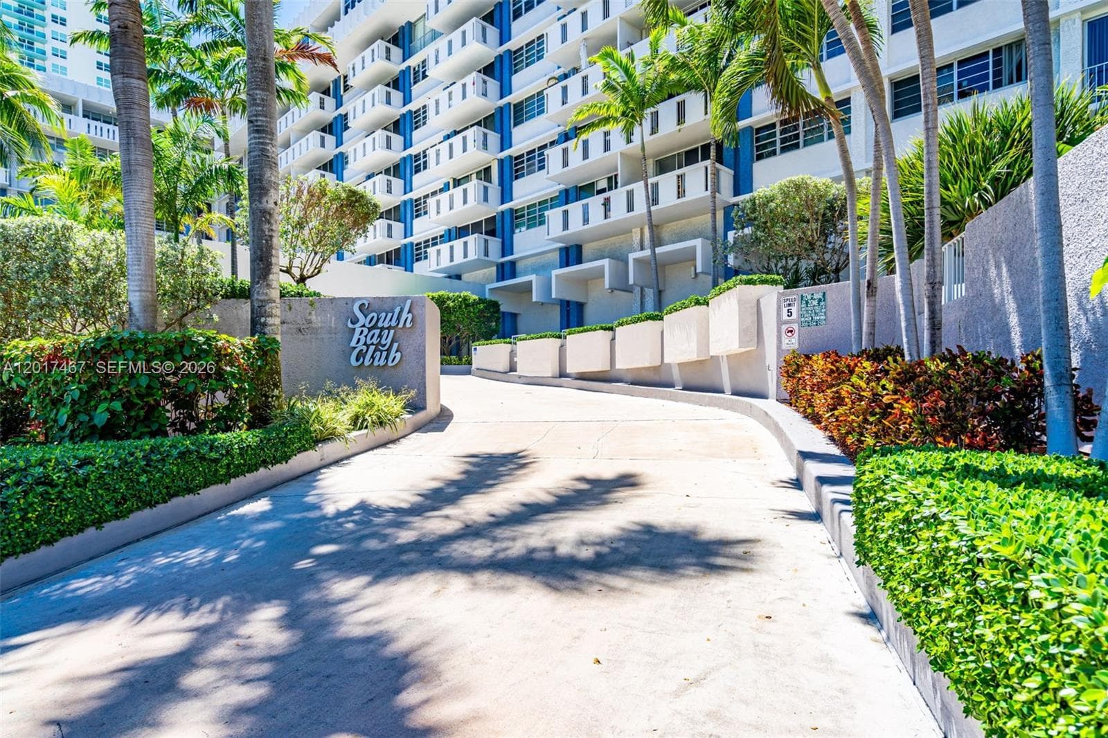 800 West Ave # 921, Miami Beach FL 33139 — 2