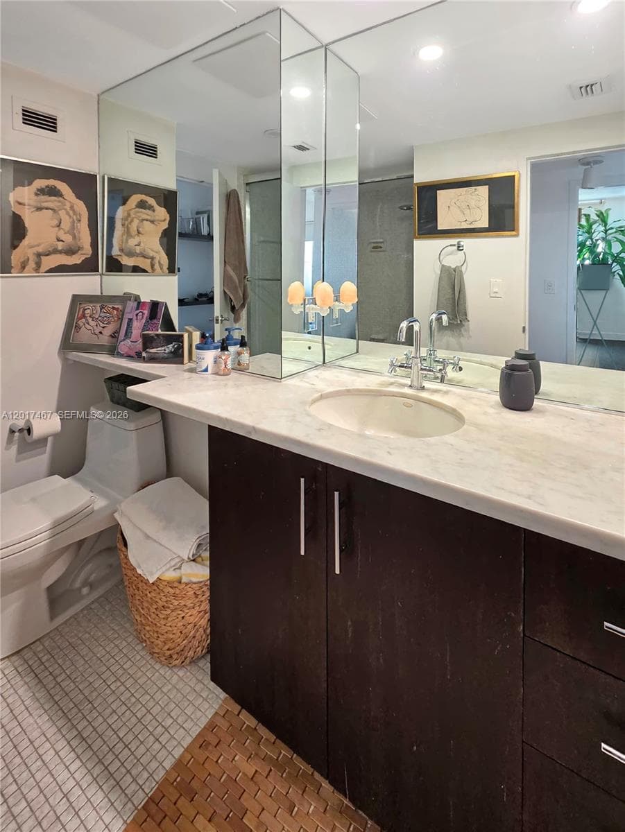 800 West Ave # 921, Miami Beach FL 33139 — 10