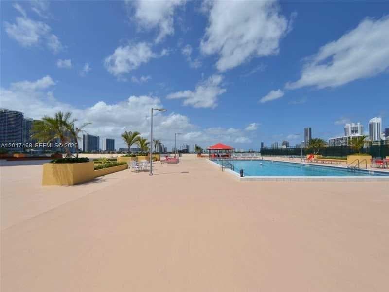 301 174th St # L12, Sunny Isles Beach FL 33160 — 17