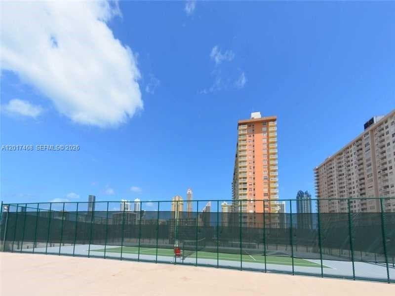 301 174th St # L12, Sunny Isles Beach FL 33160 — 18