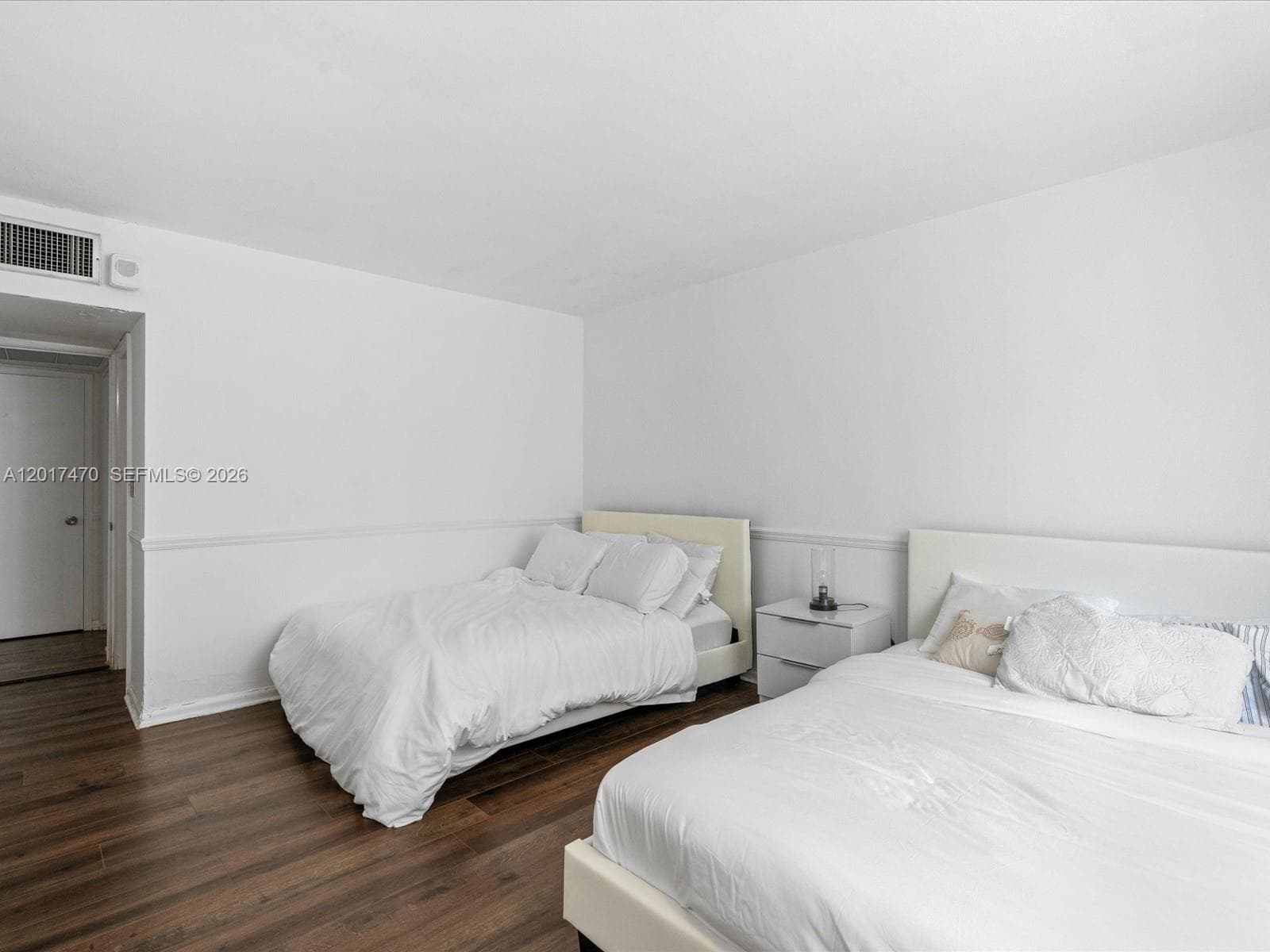 5005 Collins Ave # 222, Miami Beach FL 33140 — 28