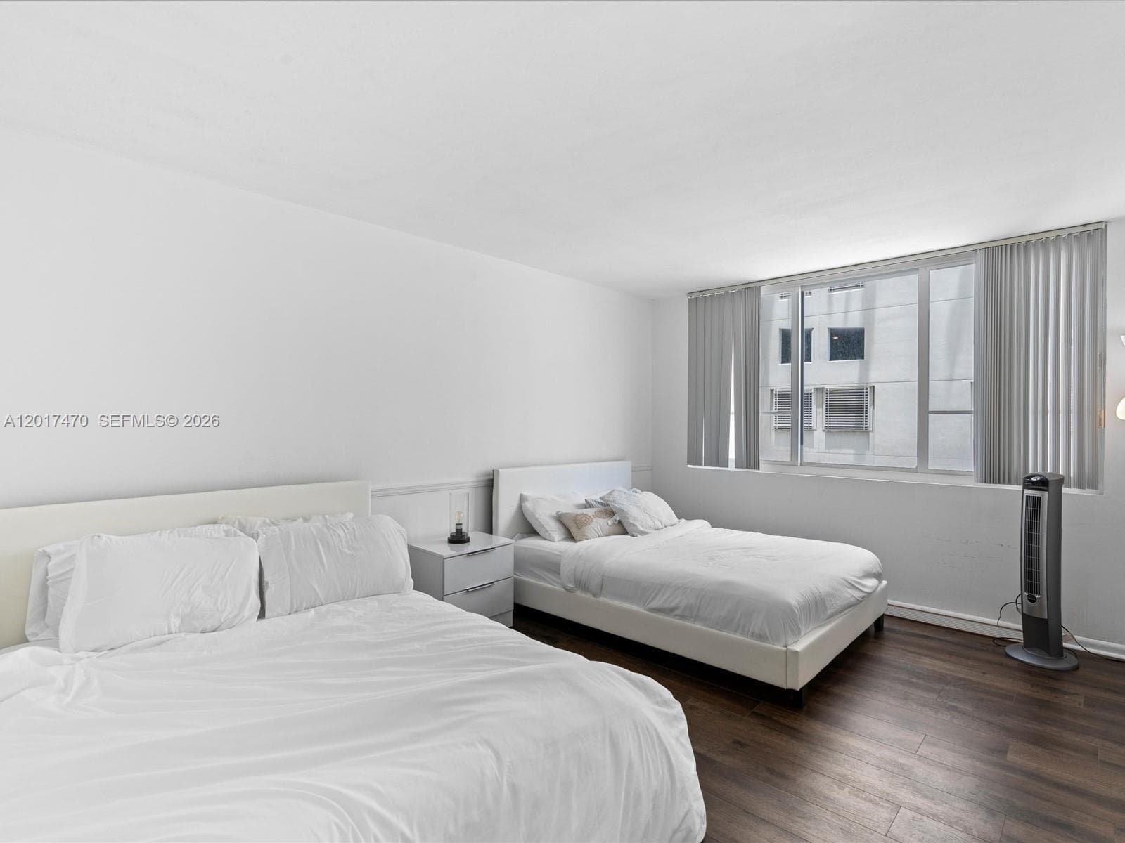 5005 Collins Ave # 222, Miami Beach FL 33140 — 25