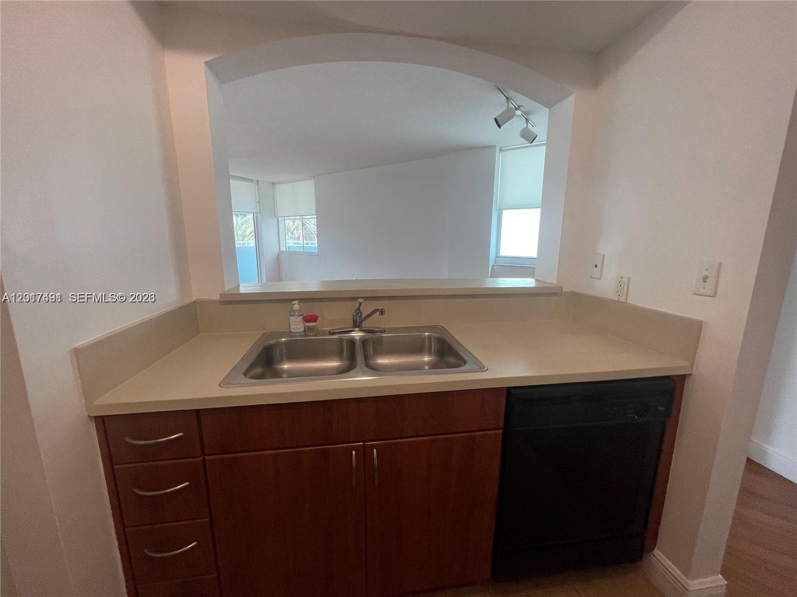 9201 Collins Ave # 321, Surfside FL 33154 — 17