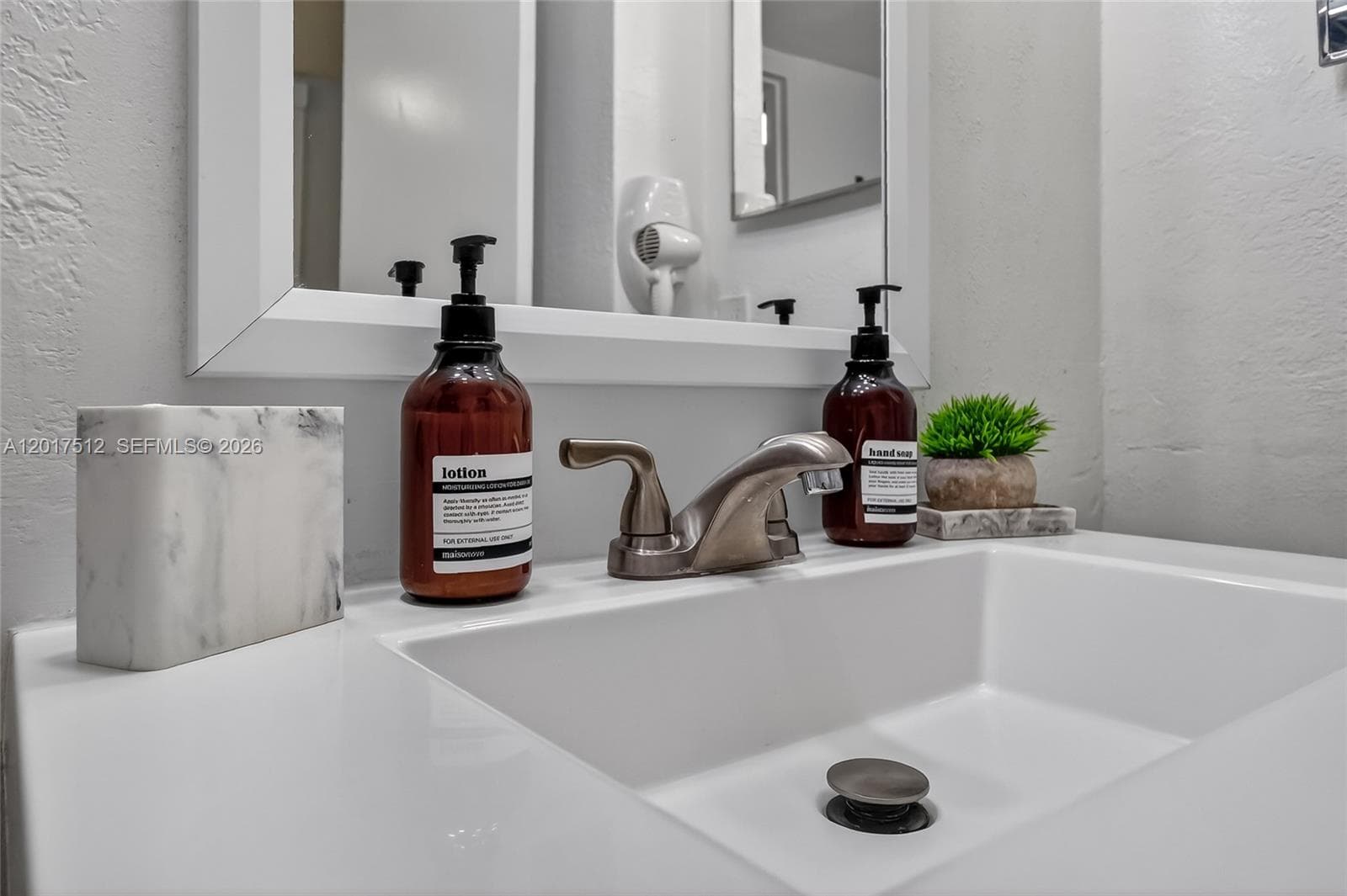 19201 Collins Ave # 949, Sunny Isles Beach FL 33160 — 36