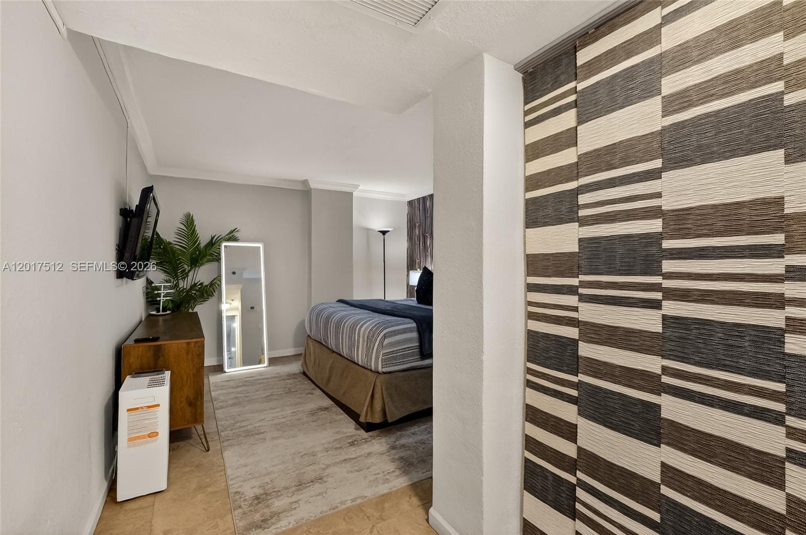 19201 Collins Ave # 949, Sunny Isles Beach FL 33160 — 18