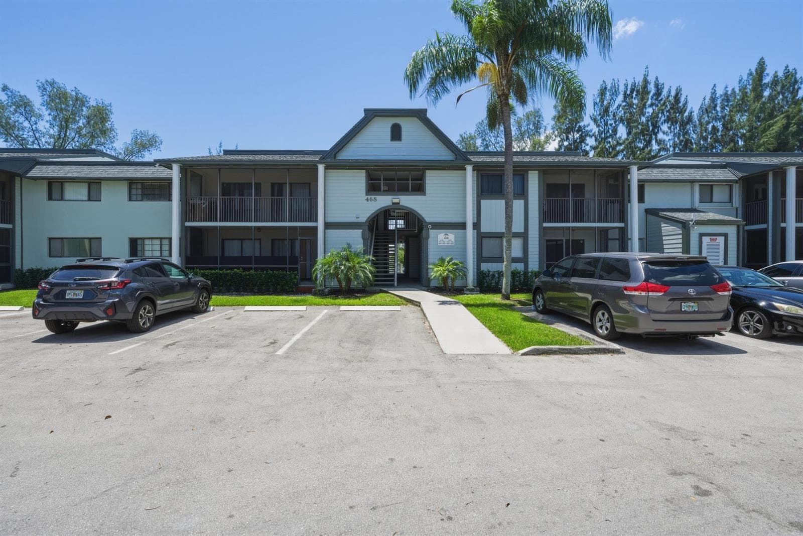 468 NE 206th Lane # 6, Miami FL 33179 — 1