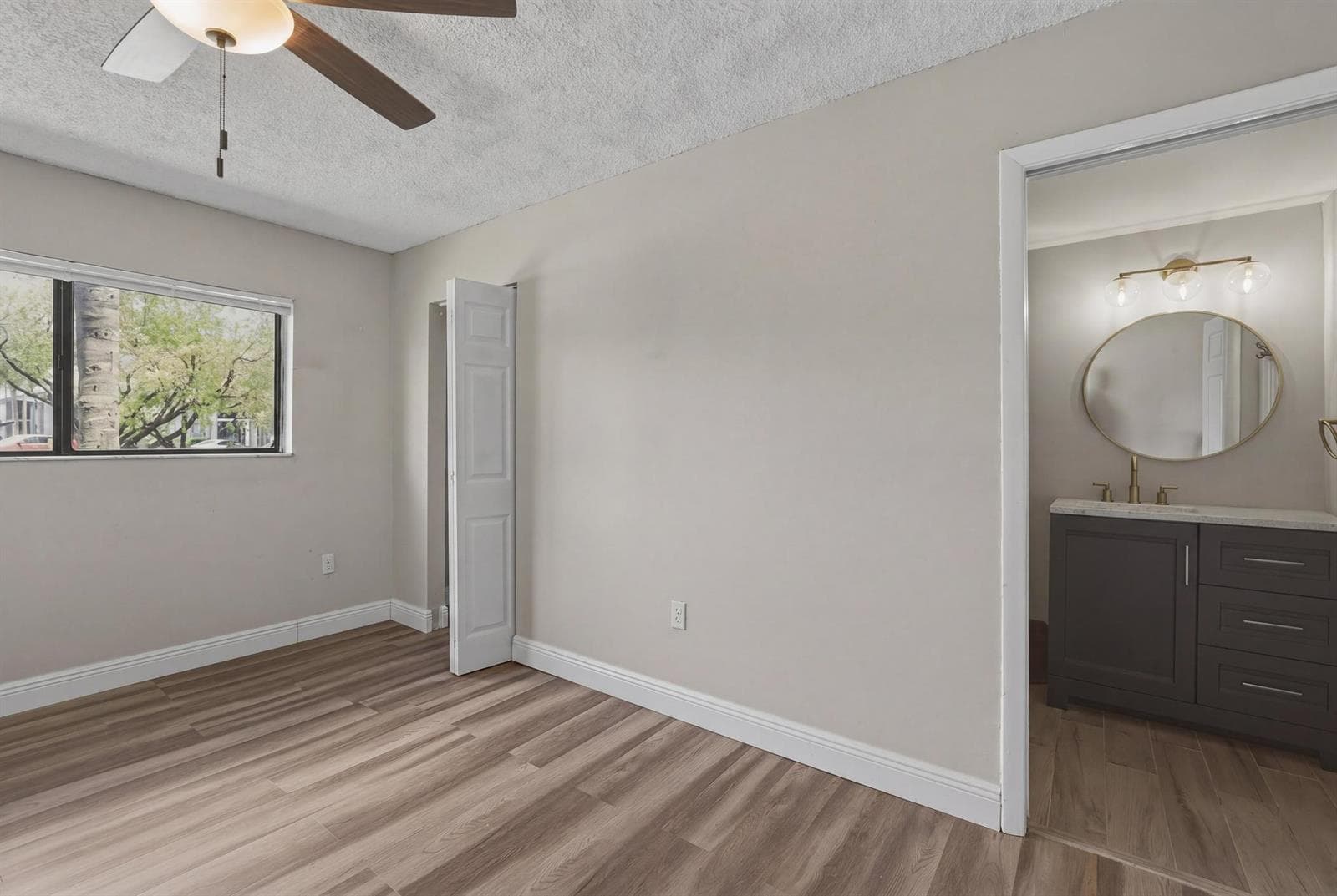 468 NE 206th Lane # 6, Miami FL 33179 — 11