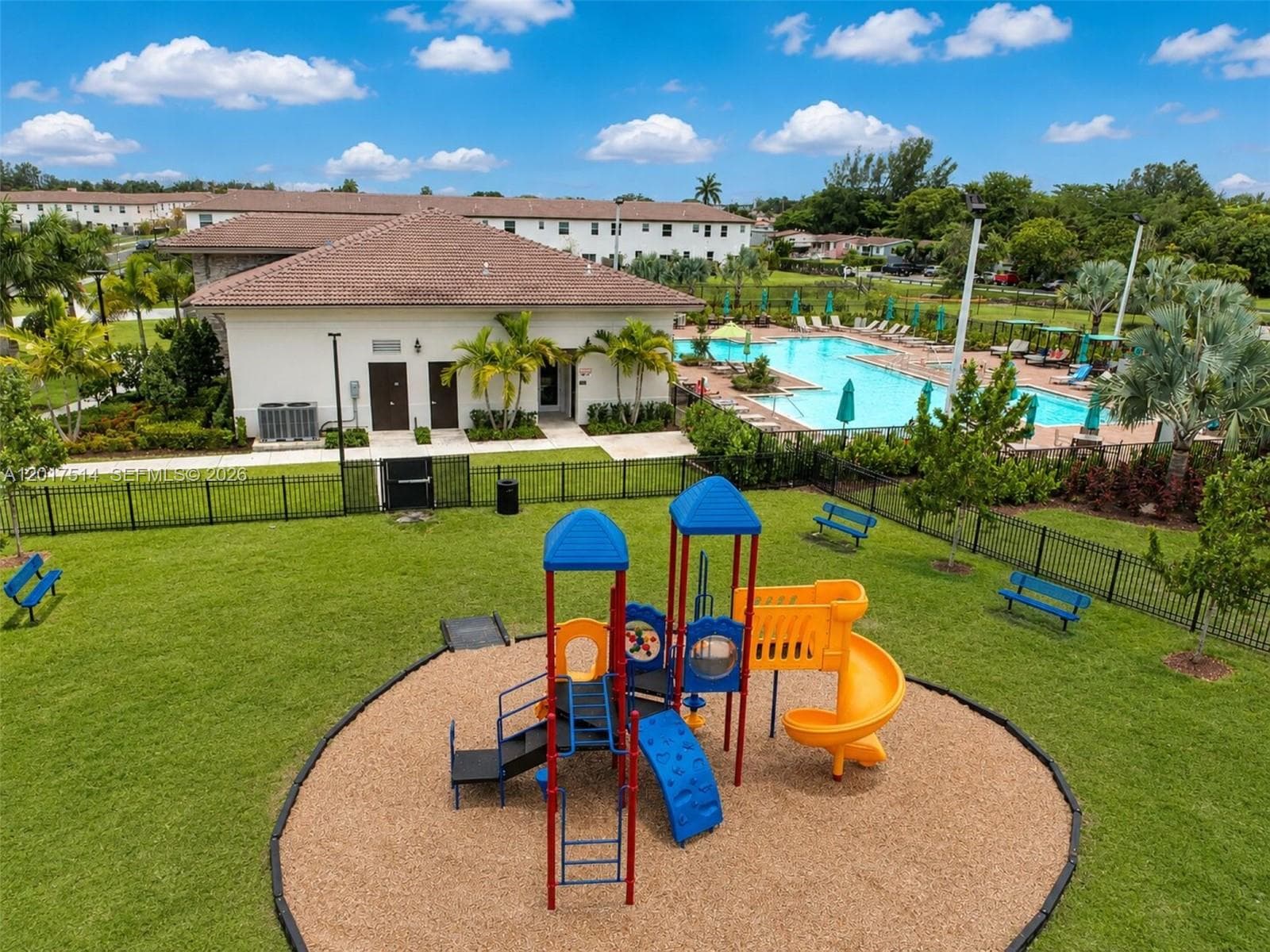 12184 NW 24th Pl, Miami FL 33167 — 19