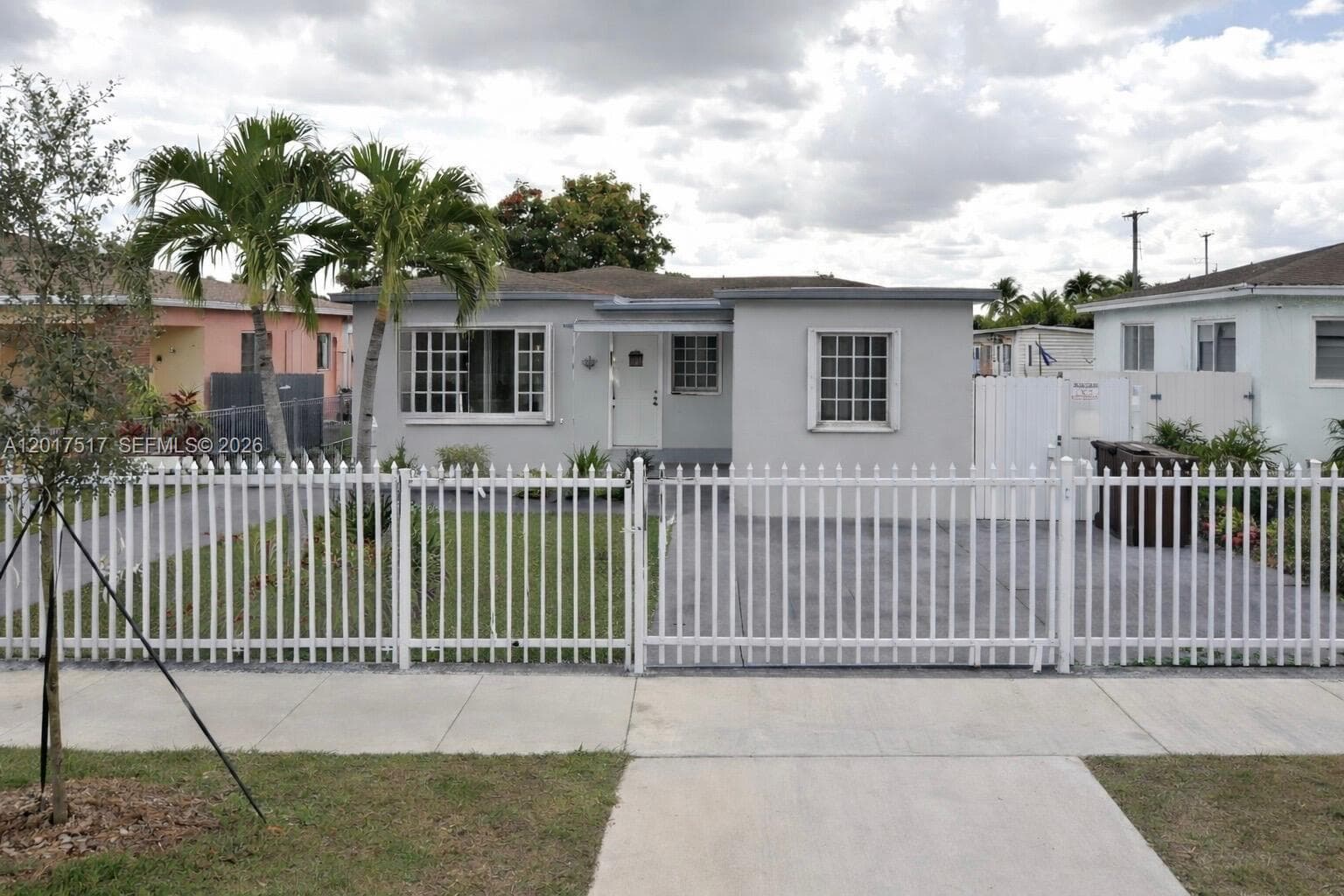 538 E 13th St, Hialeah FL 33010 — 1