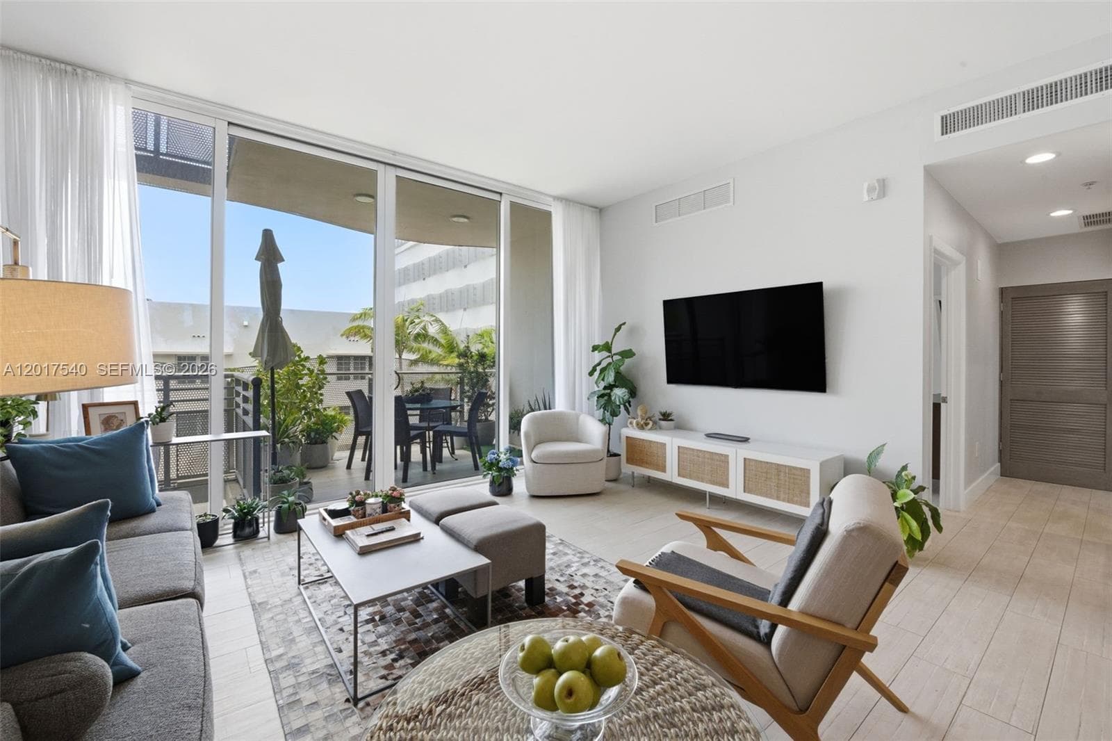 2100 Park Ave # 302, Miami Beach FL 33139 — 2