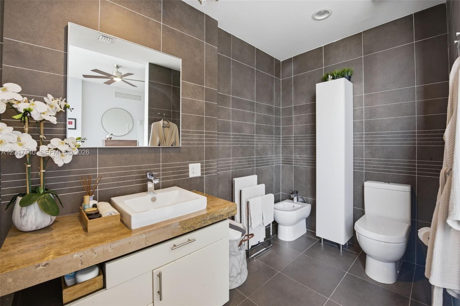2100 Park Ave # 302, Miami Beach FL 33139 — 12