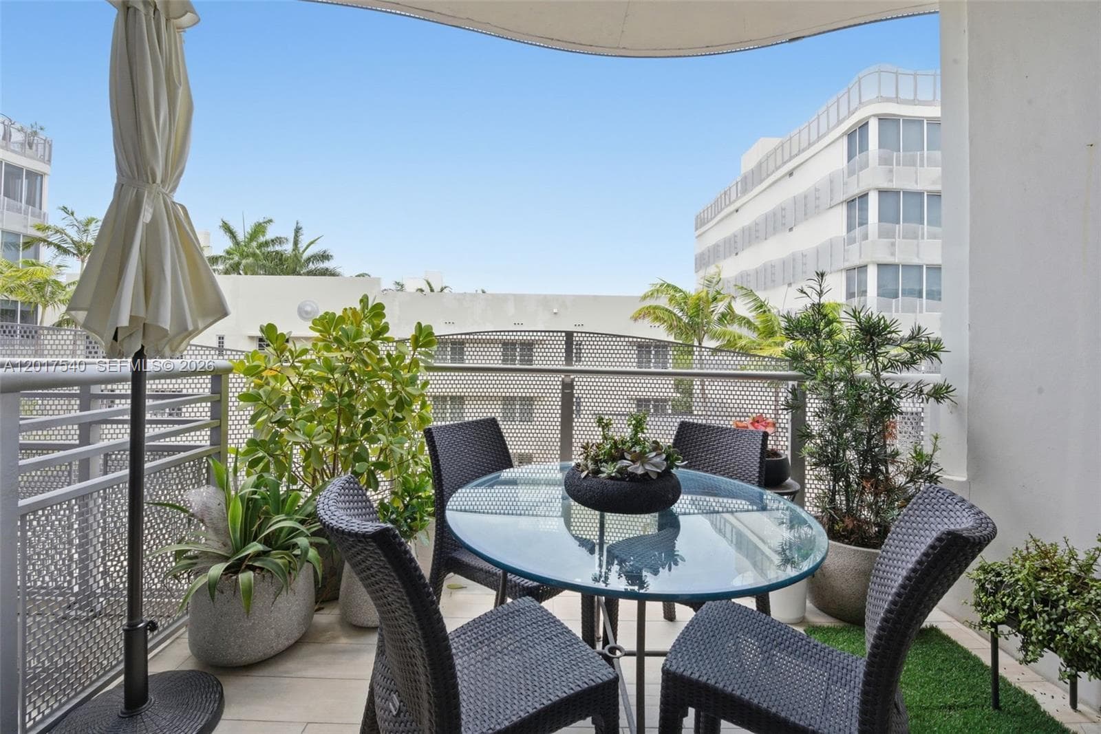 2100 Park Ave # 302, Miami Beach FL 33139 — 8