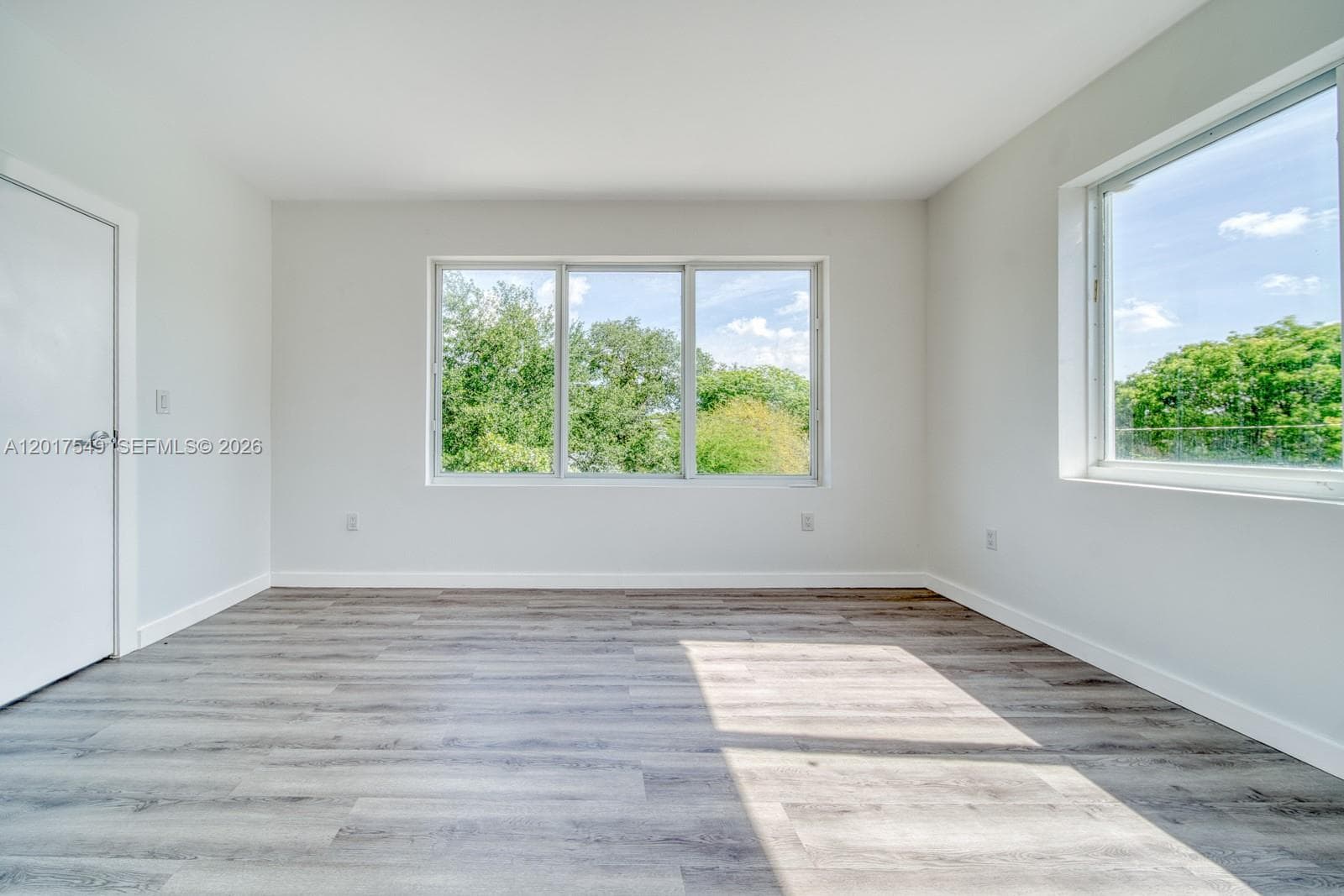 2352 SW 5th St # 5, Miami FL 33135 — 7