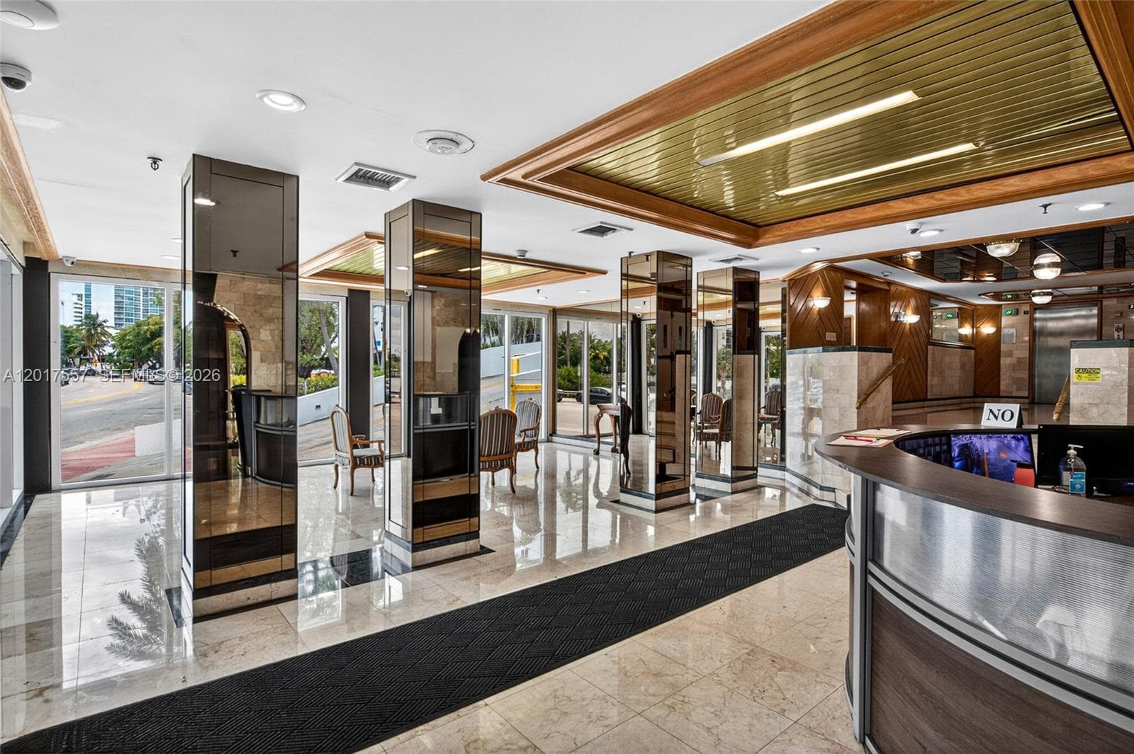 2401 Collins Ave # 1107, Miami Beach FL 33140 — 27