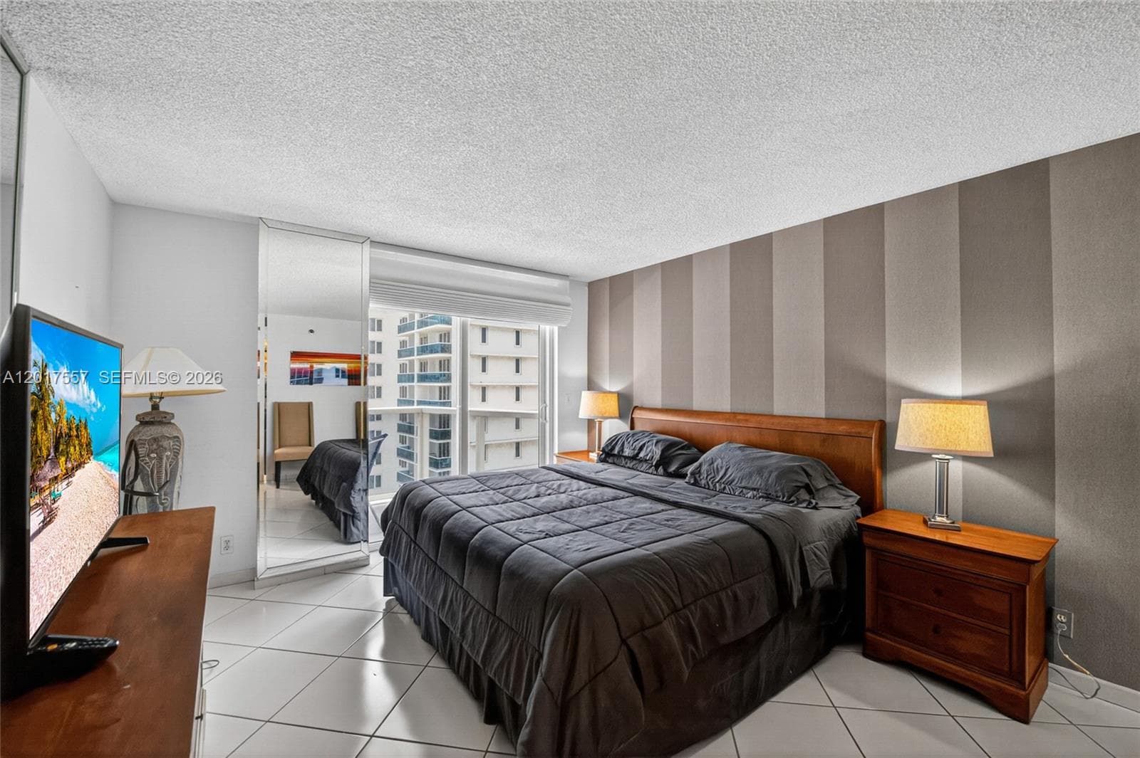 2401 Collins Ave # 1107, Miami Beach FL 33140 — 14