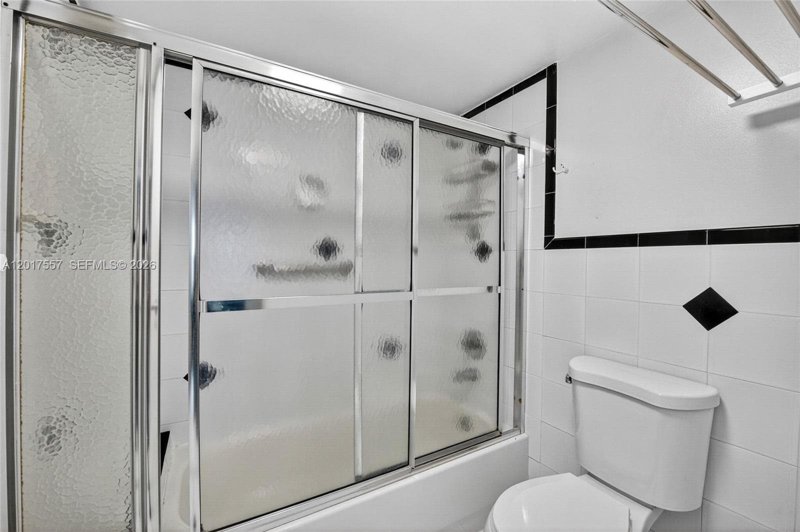 2401 Collins Ave # 1107, Miami Beach FL 33140 — 11