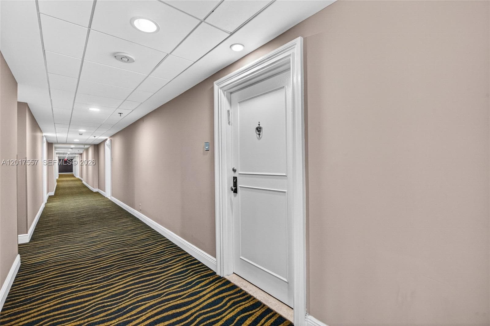 2401 Collins Ave # 1107, Miami Beach FL 33140 — 25