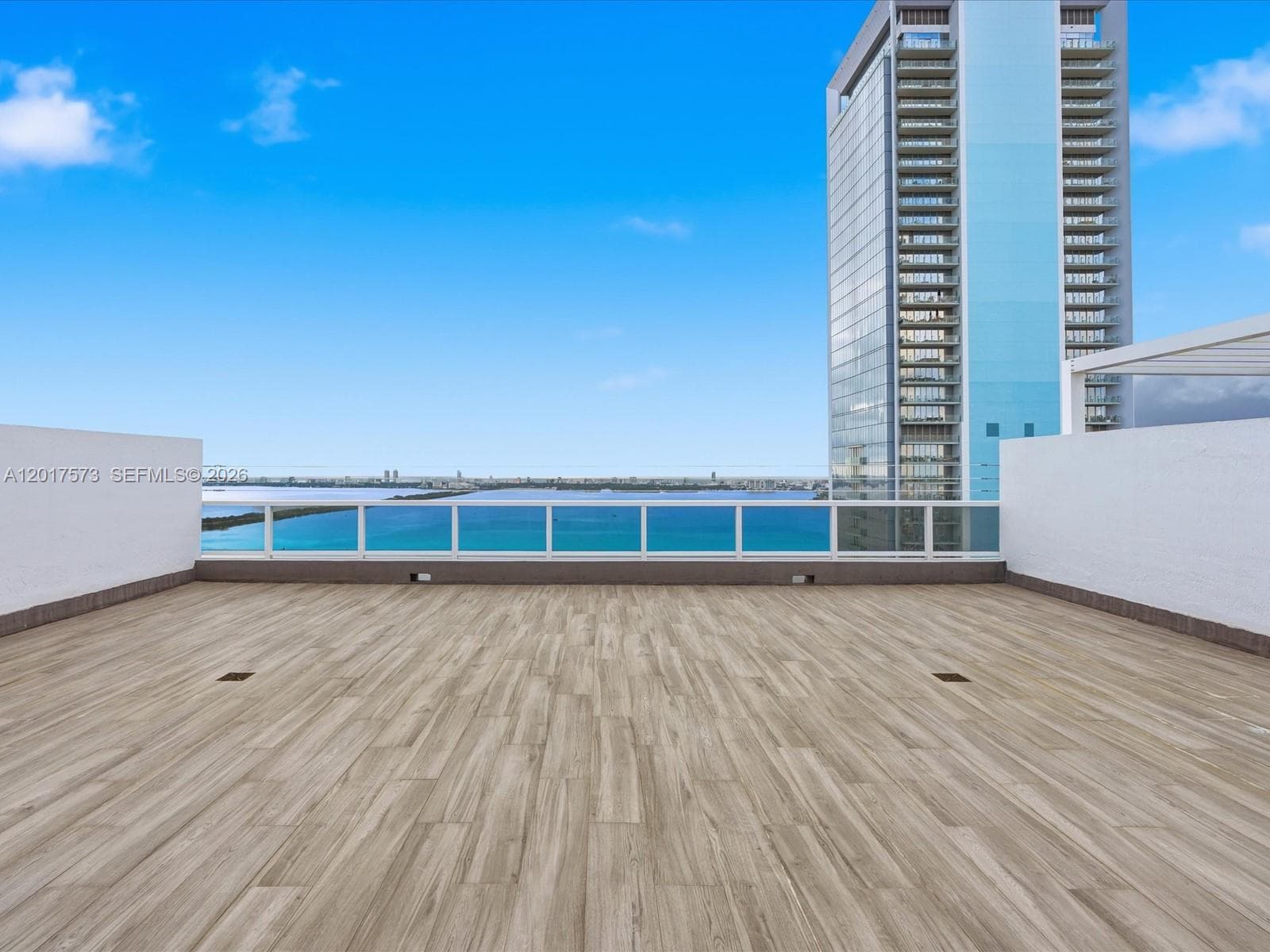 600 NE 27th St, Miami FL 33137 — 76