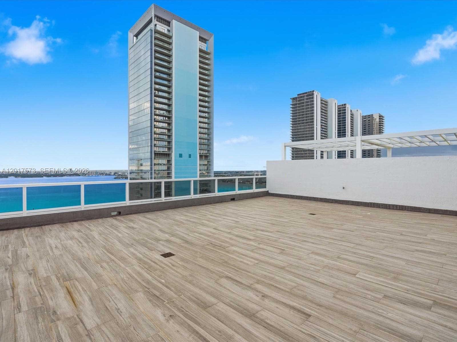 600 NE 27th St, Miami FL 33137 — 73