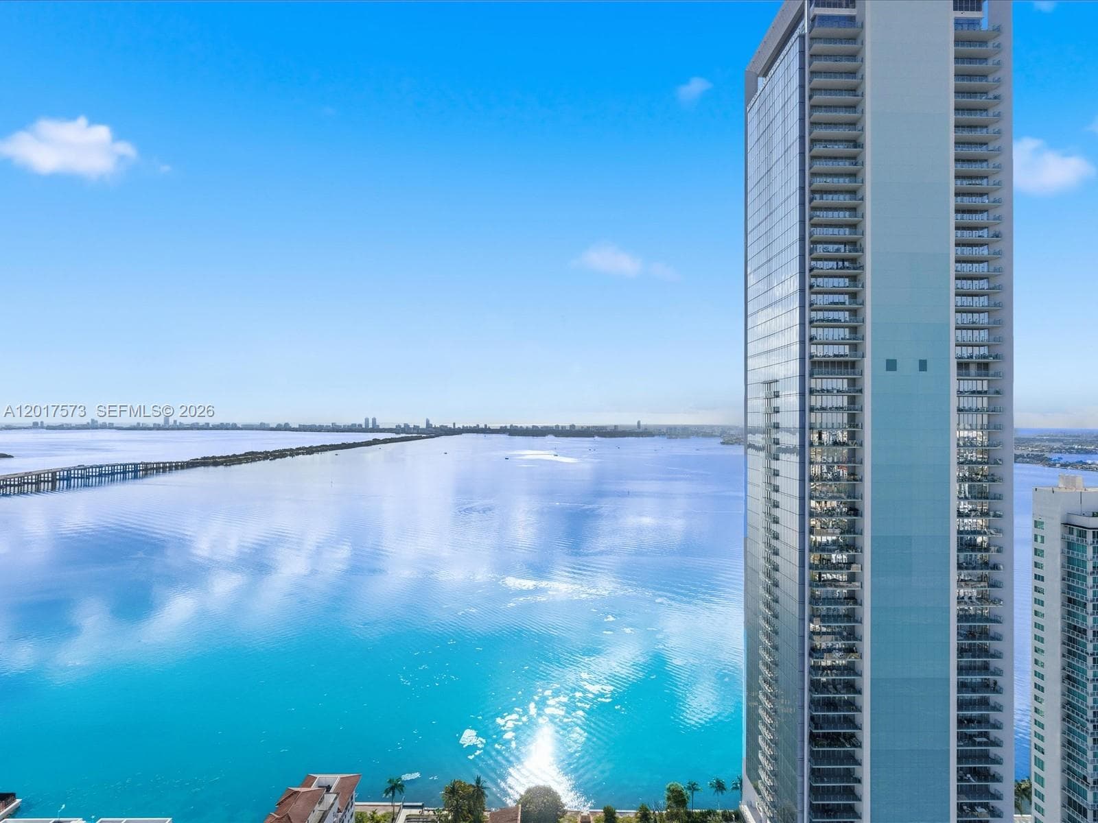 600 NE 27th St, Miami FL 33137 — 35