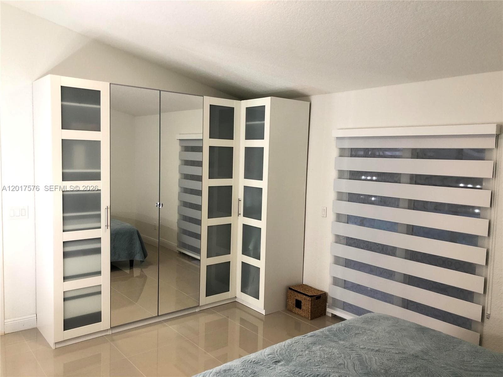 15481 SW 155th Ter, Miami FL 33187 — 27