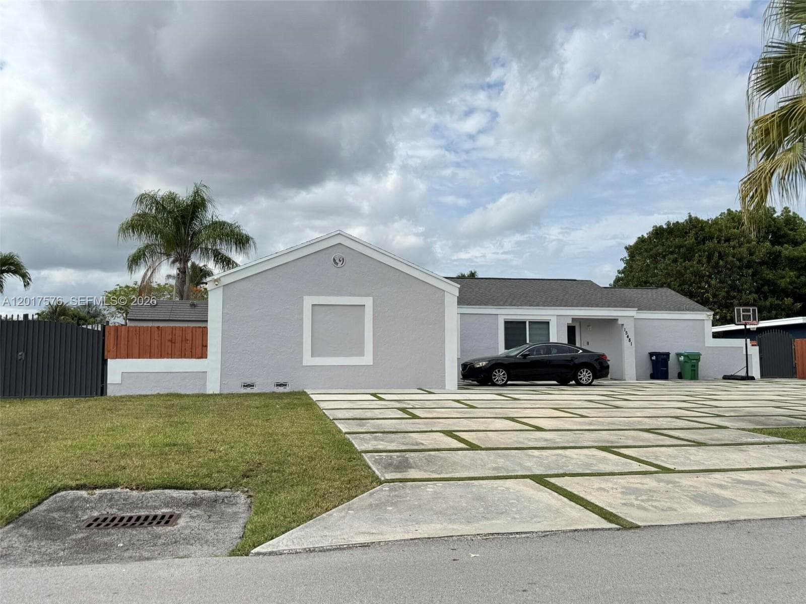 15481 SW 155th Ter, Miami FL 33187 — 37