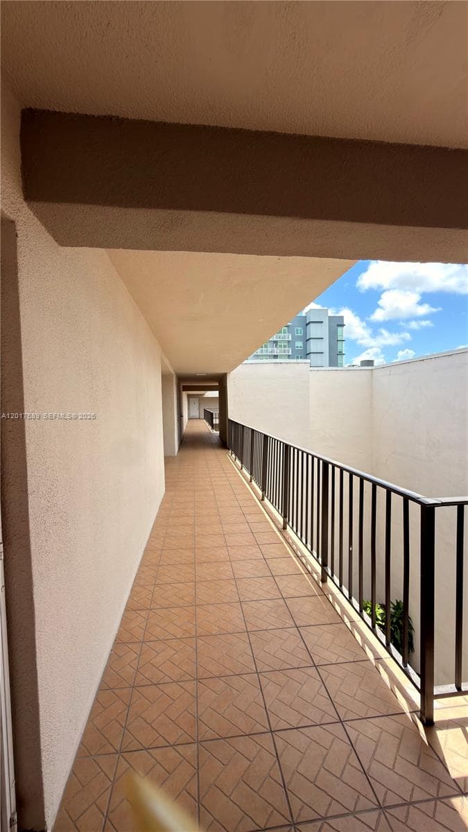 5501 NW 7th St # E412, Miami FL 33126 — 21