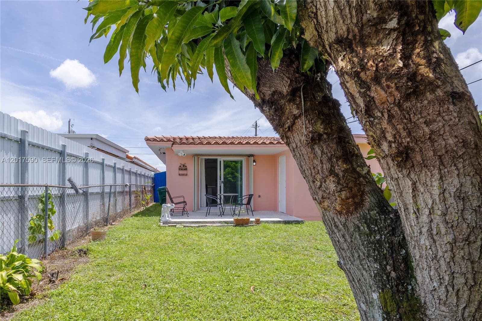 10 NW 60th Ct, Miami FL 33126 — 24