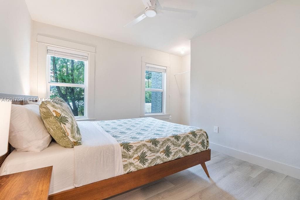 22 NE 44th St, Miami FL 33137 — 34
