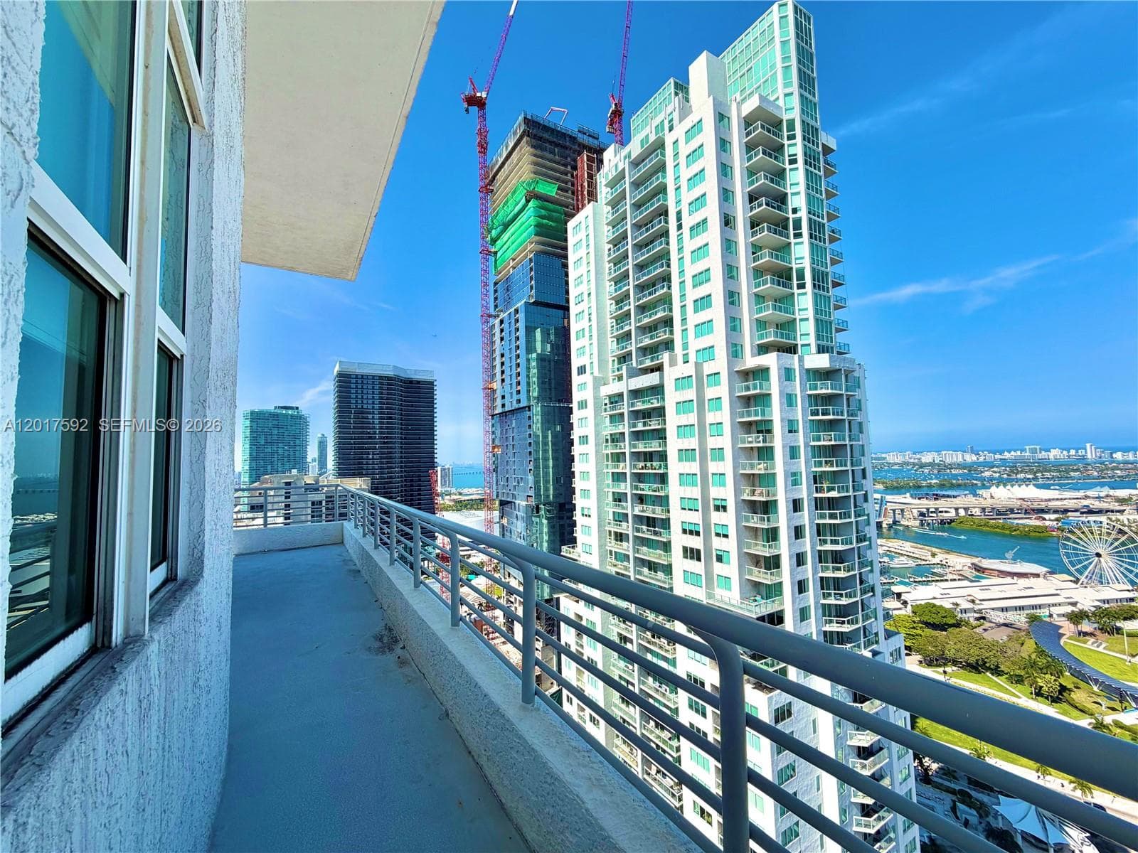 133 NE 2nd Ave # 3501, Miami FL 33132 — 33