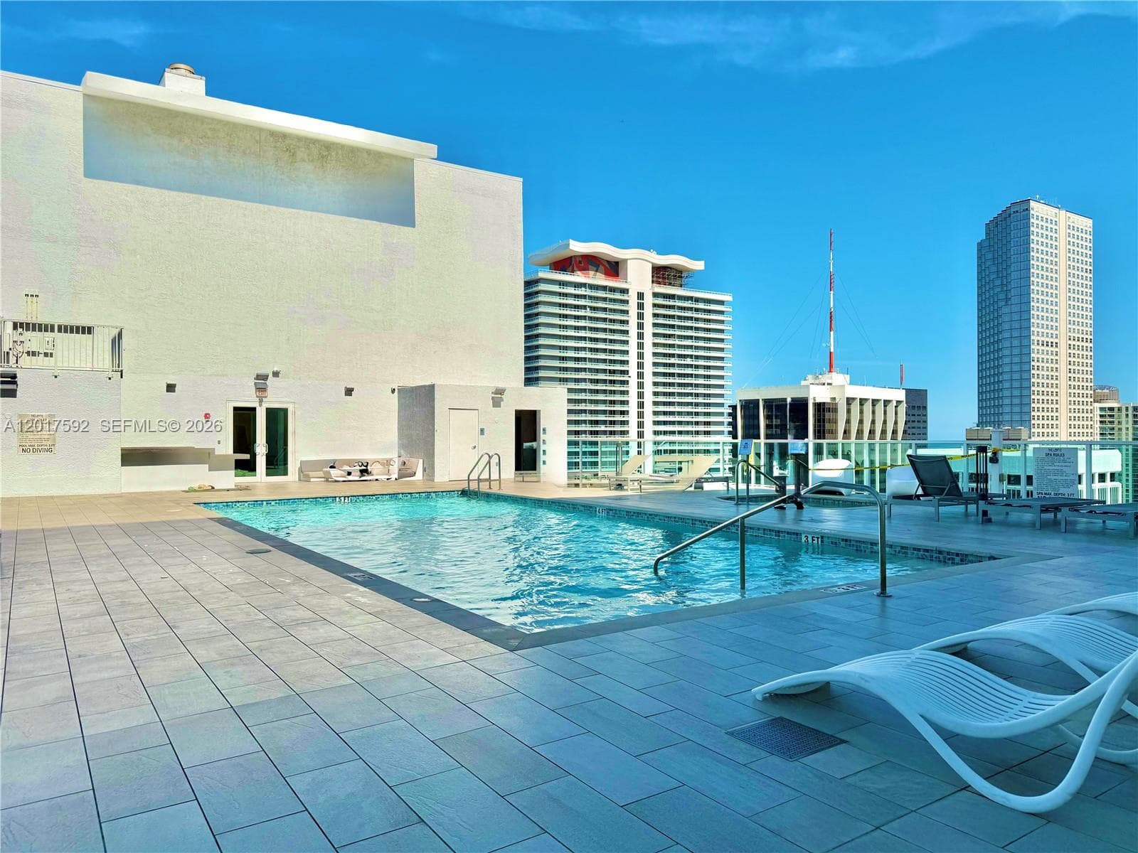 133 NE 2nd Ave # 3501, Miami FL 33132 — 45