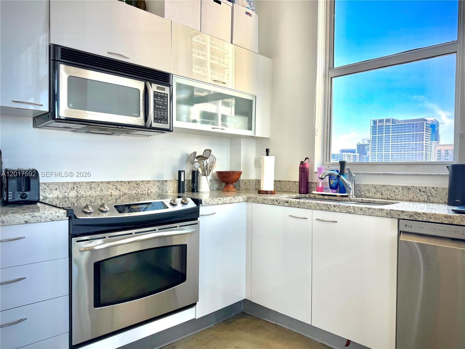133 NE 2nd Ave # 3501, Miami FL 33132 — 29