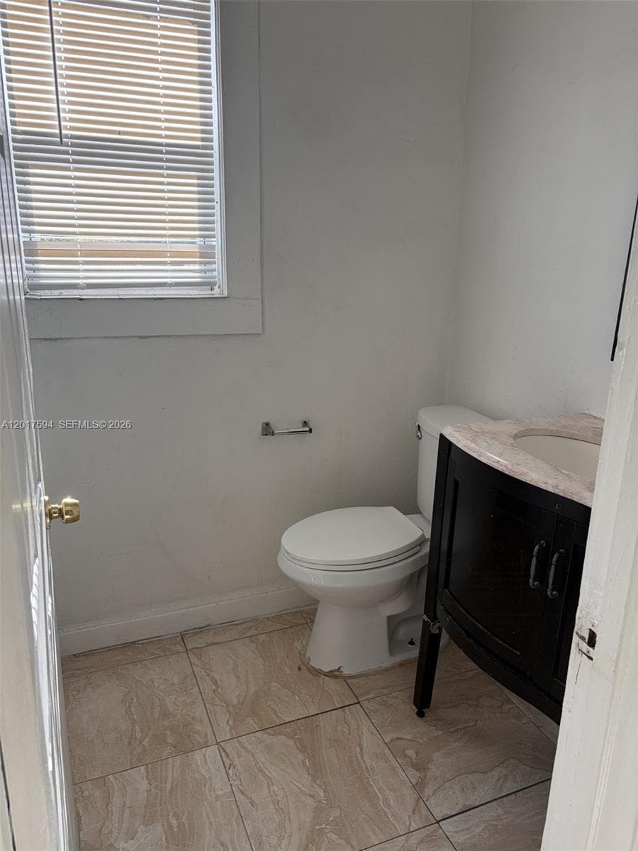 4701 SW 8th St # 6, Miami FL 33134 — 4